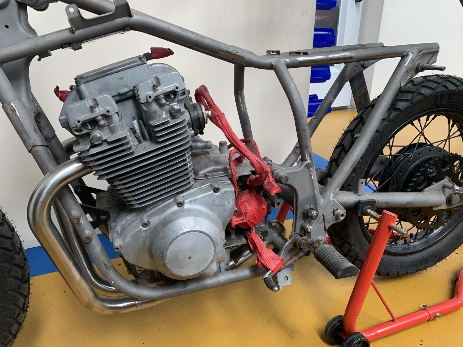 200321 Suzuki GSX400 Frame Cut 6 1 1