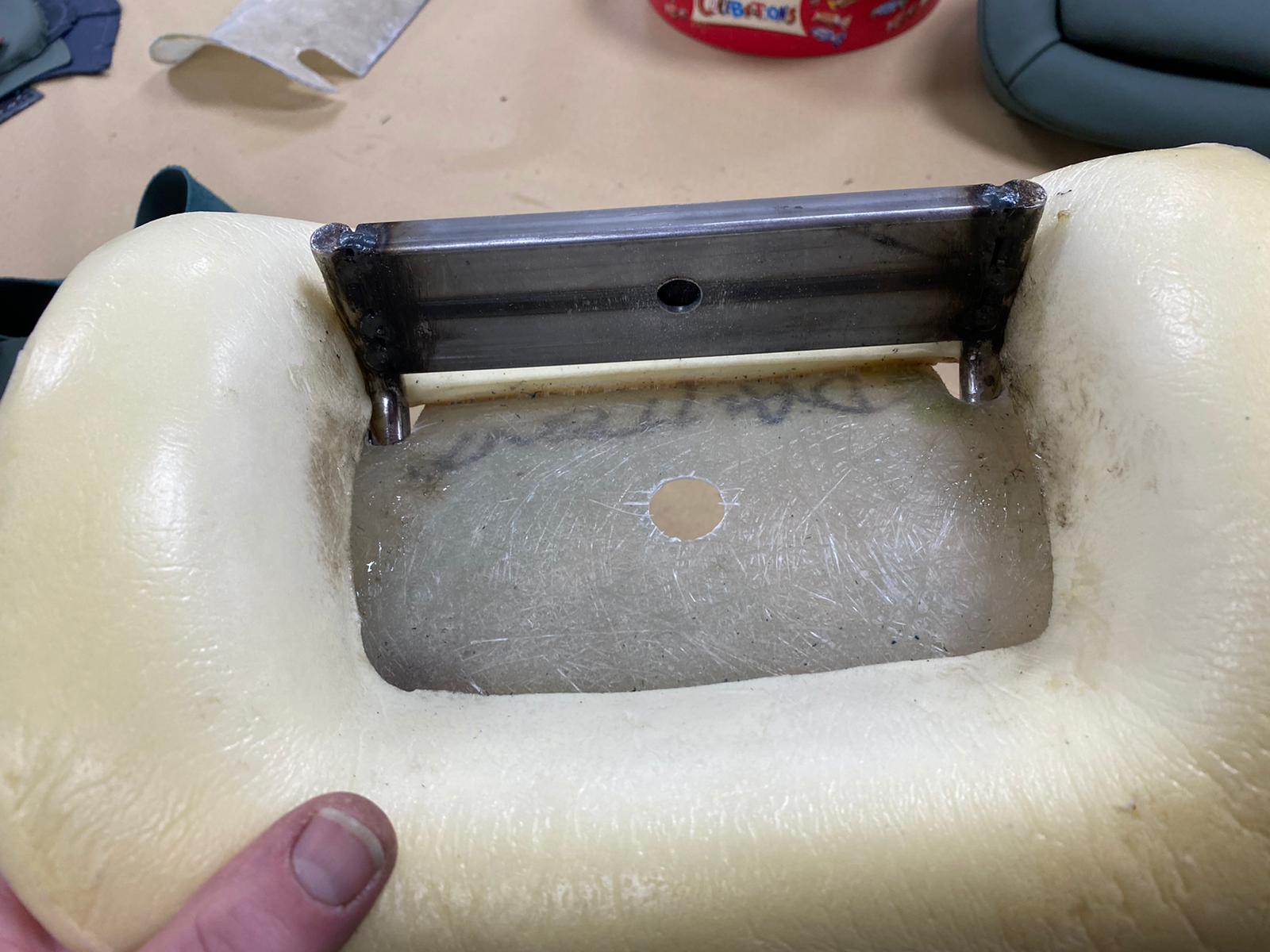 22032021 Ferarri Daytona Kath Second headrest remake 22 1