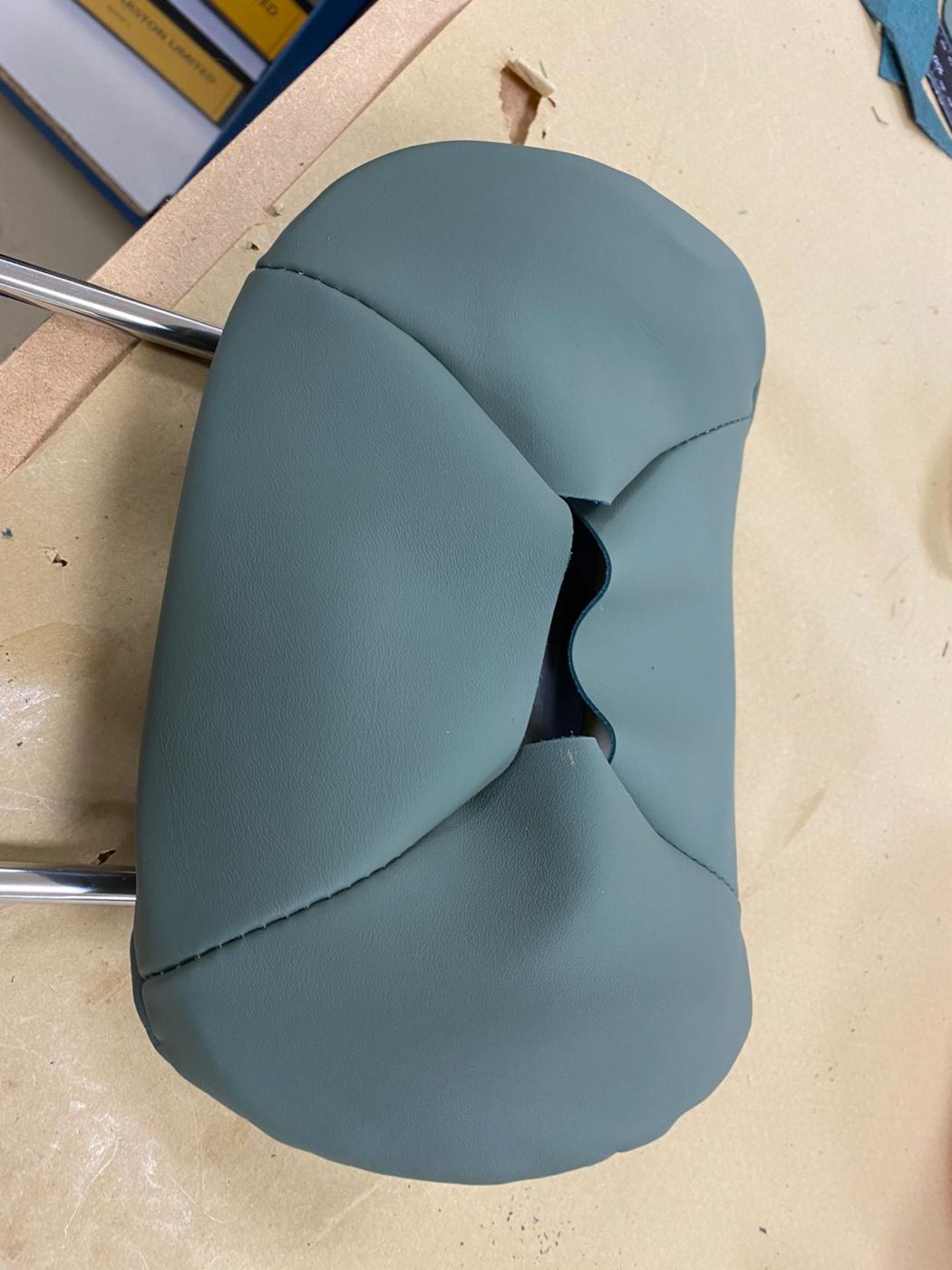 22032021 Ferarri Daytona Kath Second headrest remake 23 1