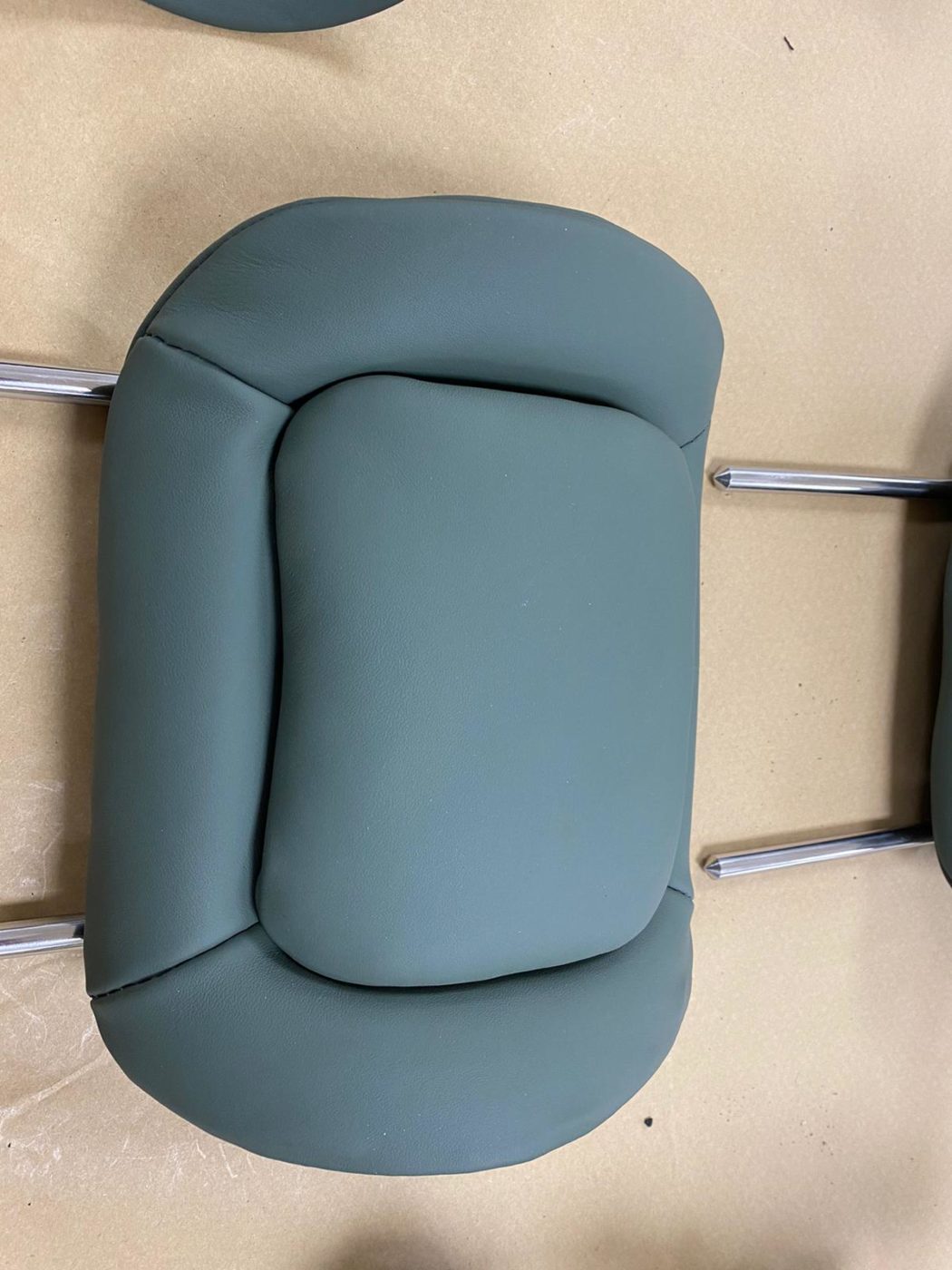 22032021 Ferarri Daytona Kath Second headrest remake 39 1