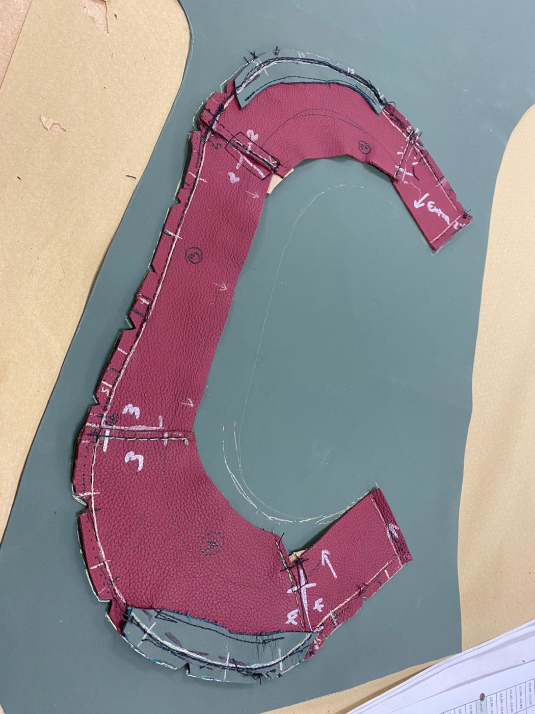 22032021 Ferarri Daytona Kath Second headrest remake 6 1
