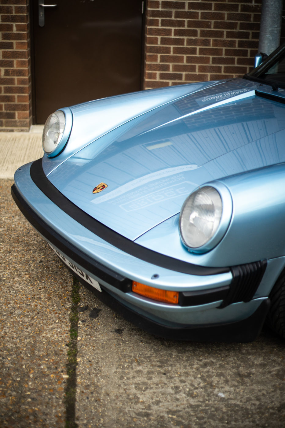 22032021 Porsche 911 back in for paint arrival 30 1