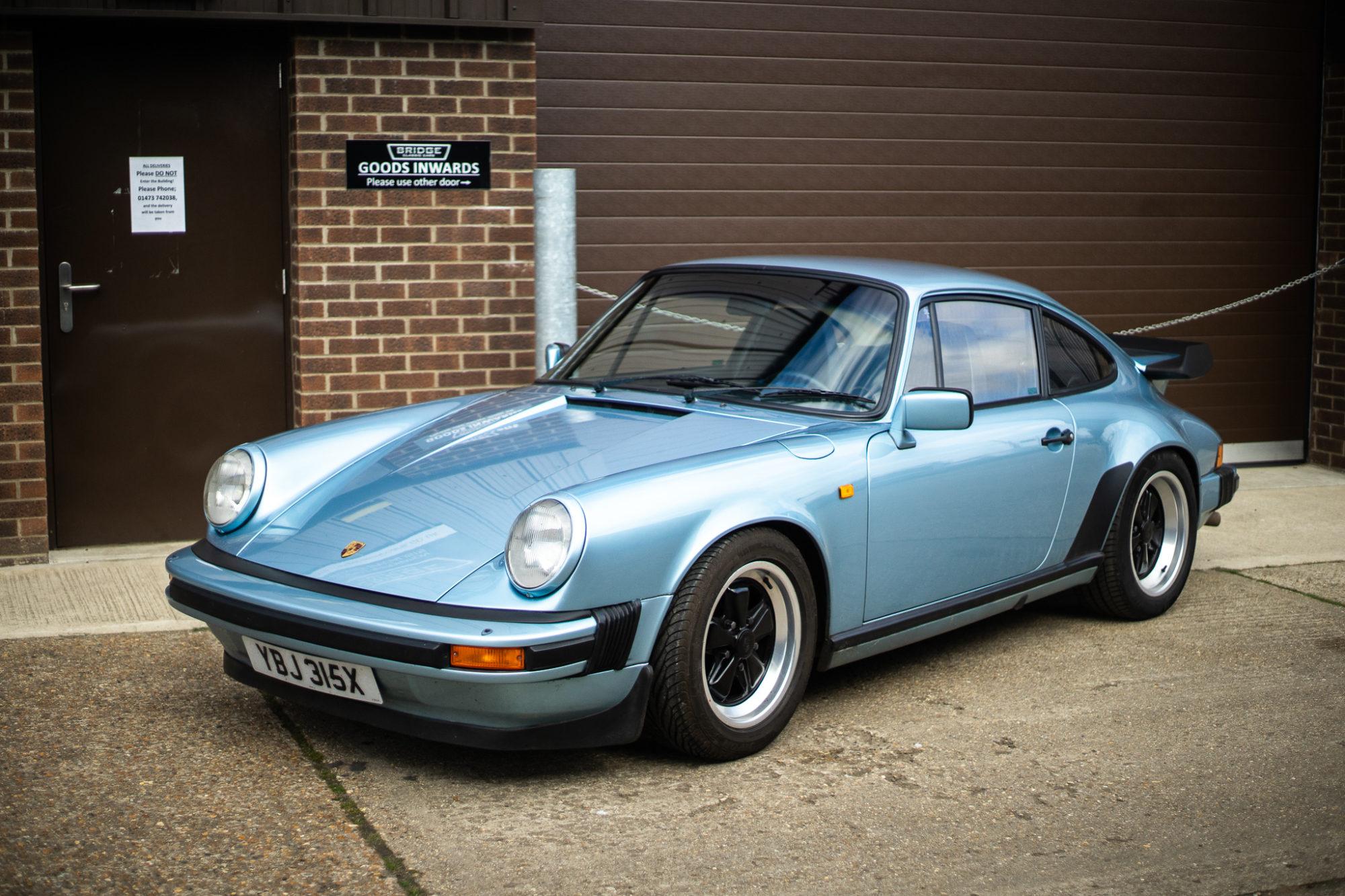 22032021 Porsche 911 back in for paint arrival 31 1