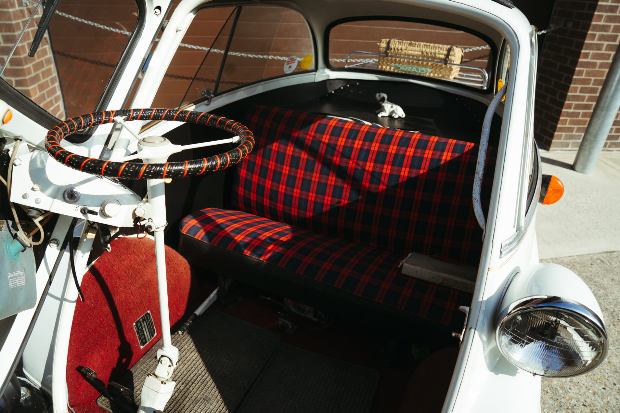 22032021 bubble car isetta arrival 16 1