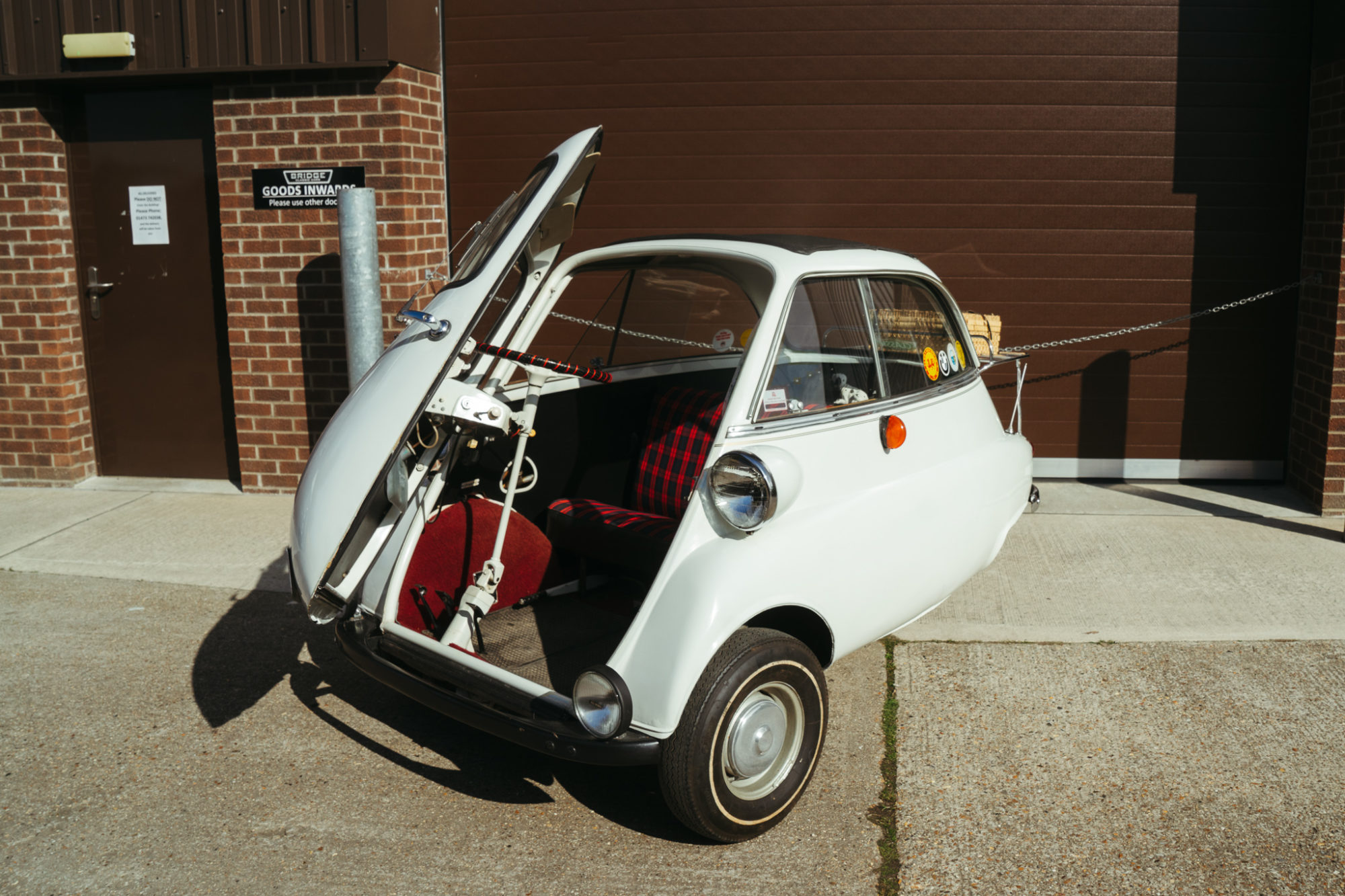 22032021 bubble car isetta arrival 18 1