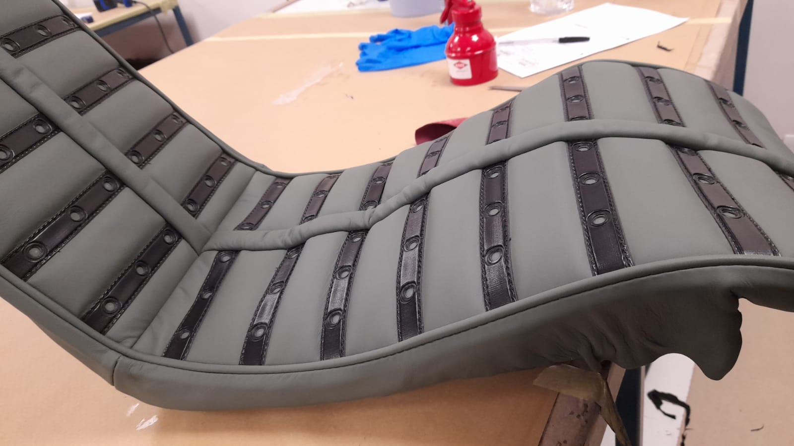 24032021 Ferarri Daytona recovering seat frames 14 1
