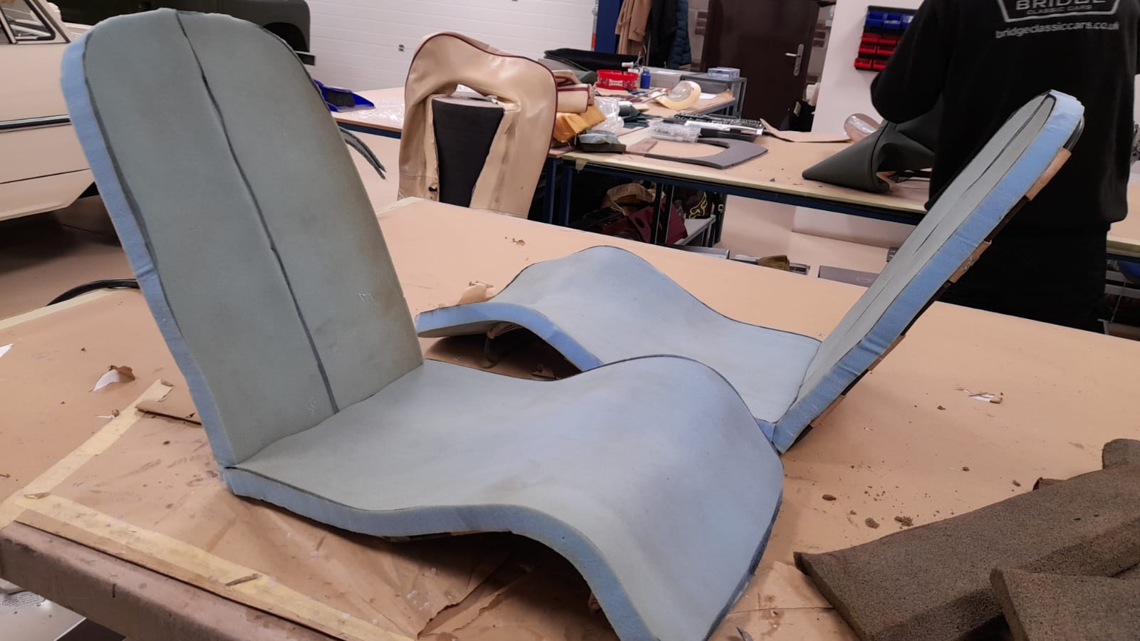 24032021 Ferarri Daytona recovering seat frames 3 1