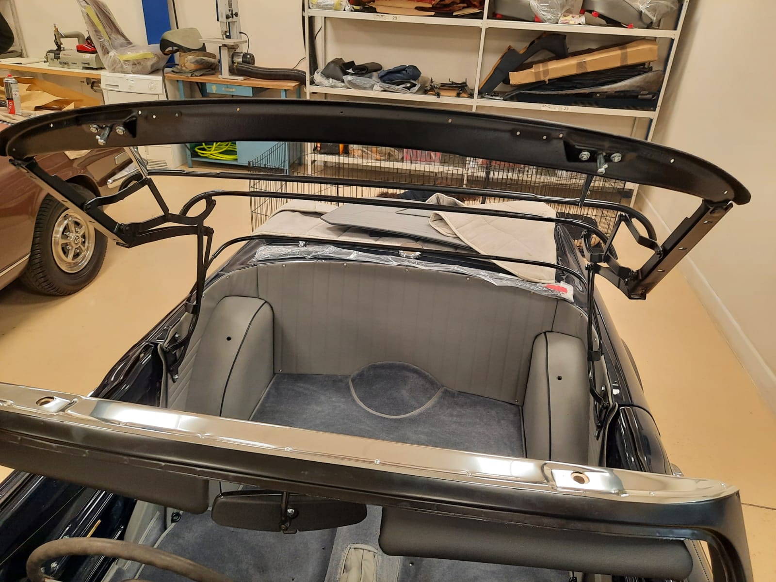 25 02 2021 TR5 hood mechanism fitted 2 1