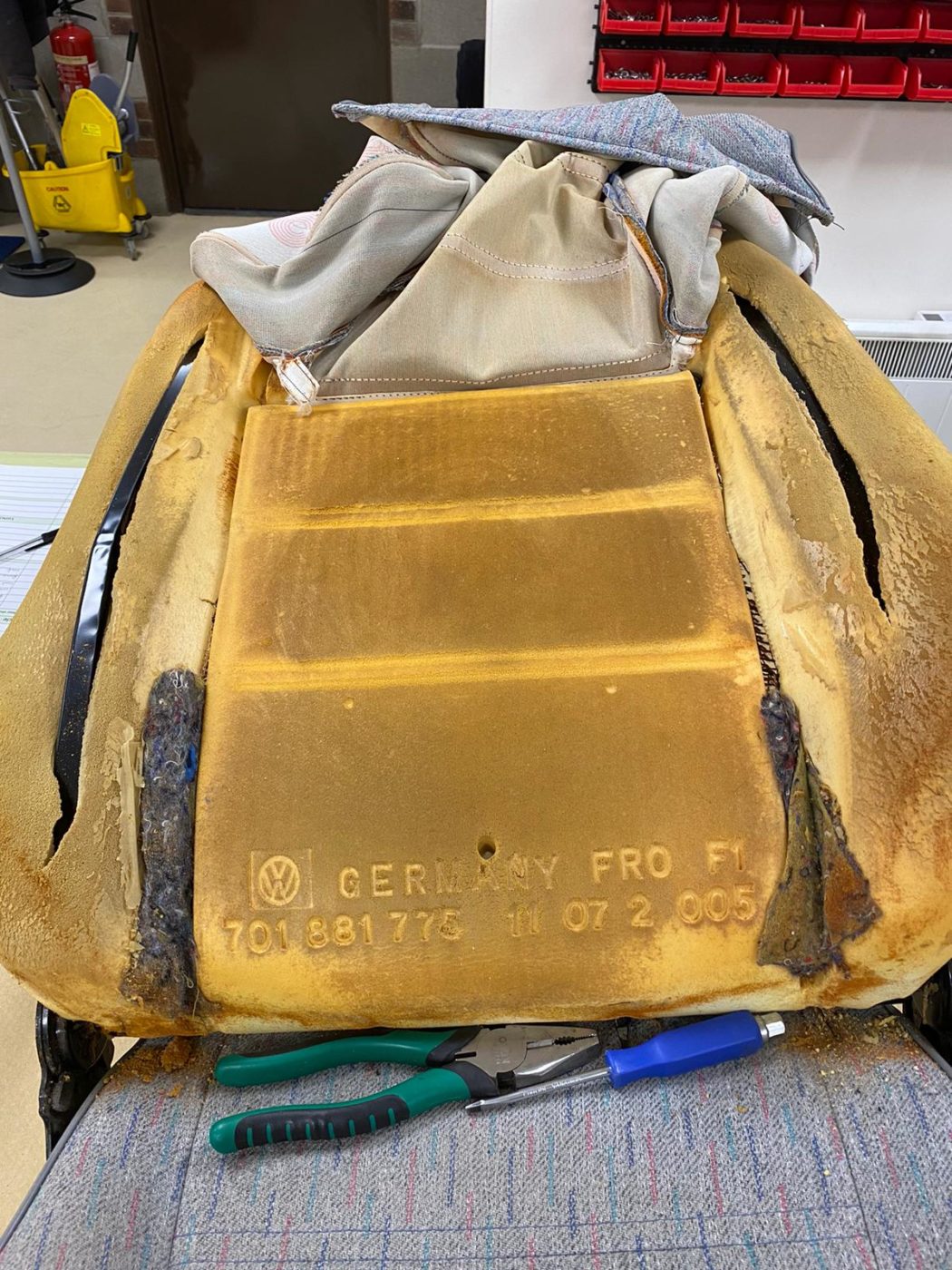 25 02 2021 VW seats re covered 11 1