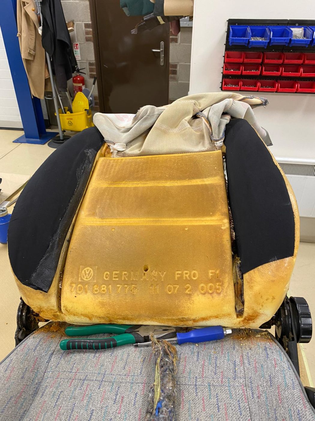 25 02 2021 VW seats re covered 24 1