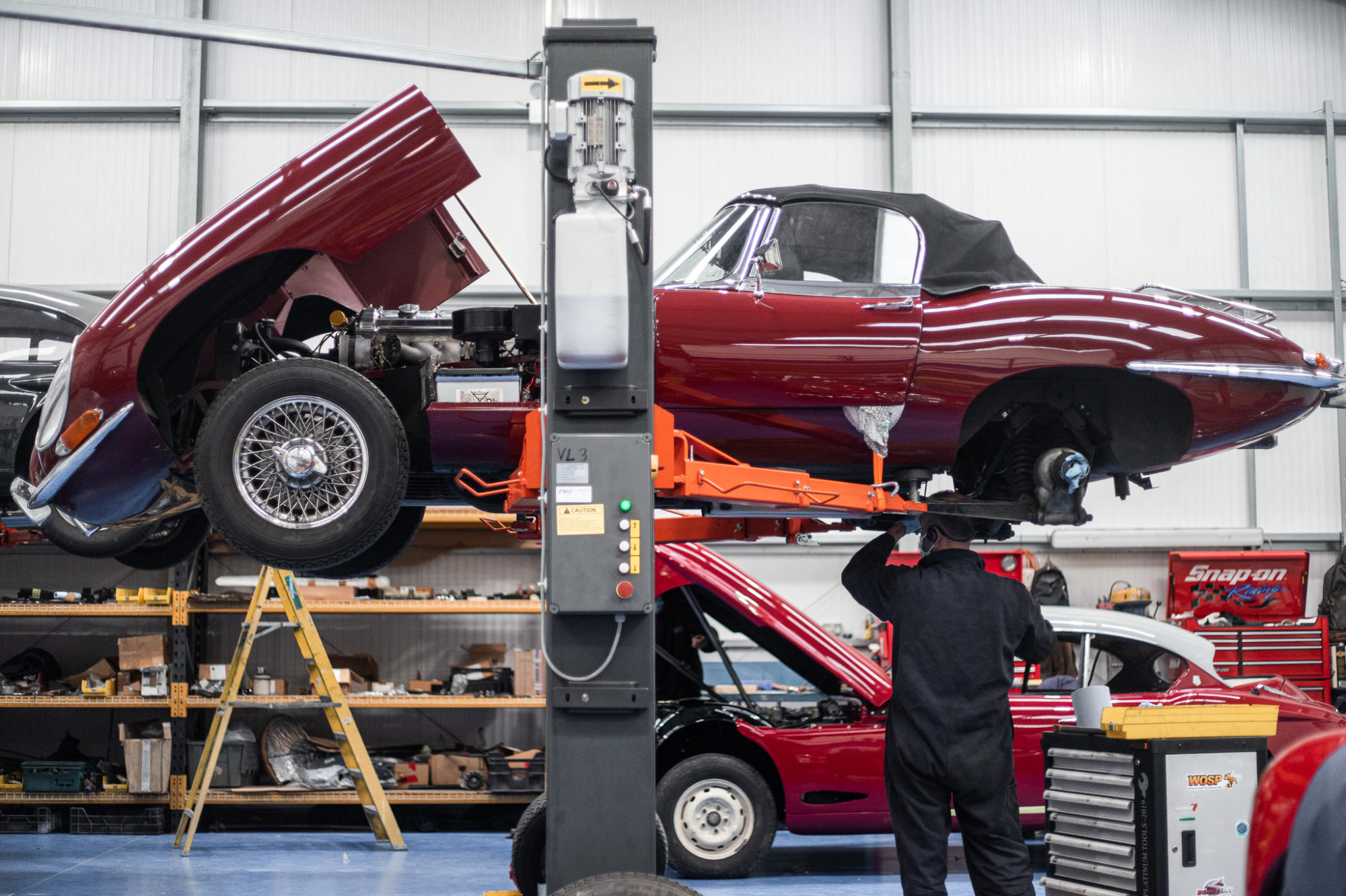 26032021 Maroon Etype rear axel back in 6 1