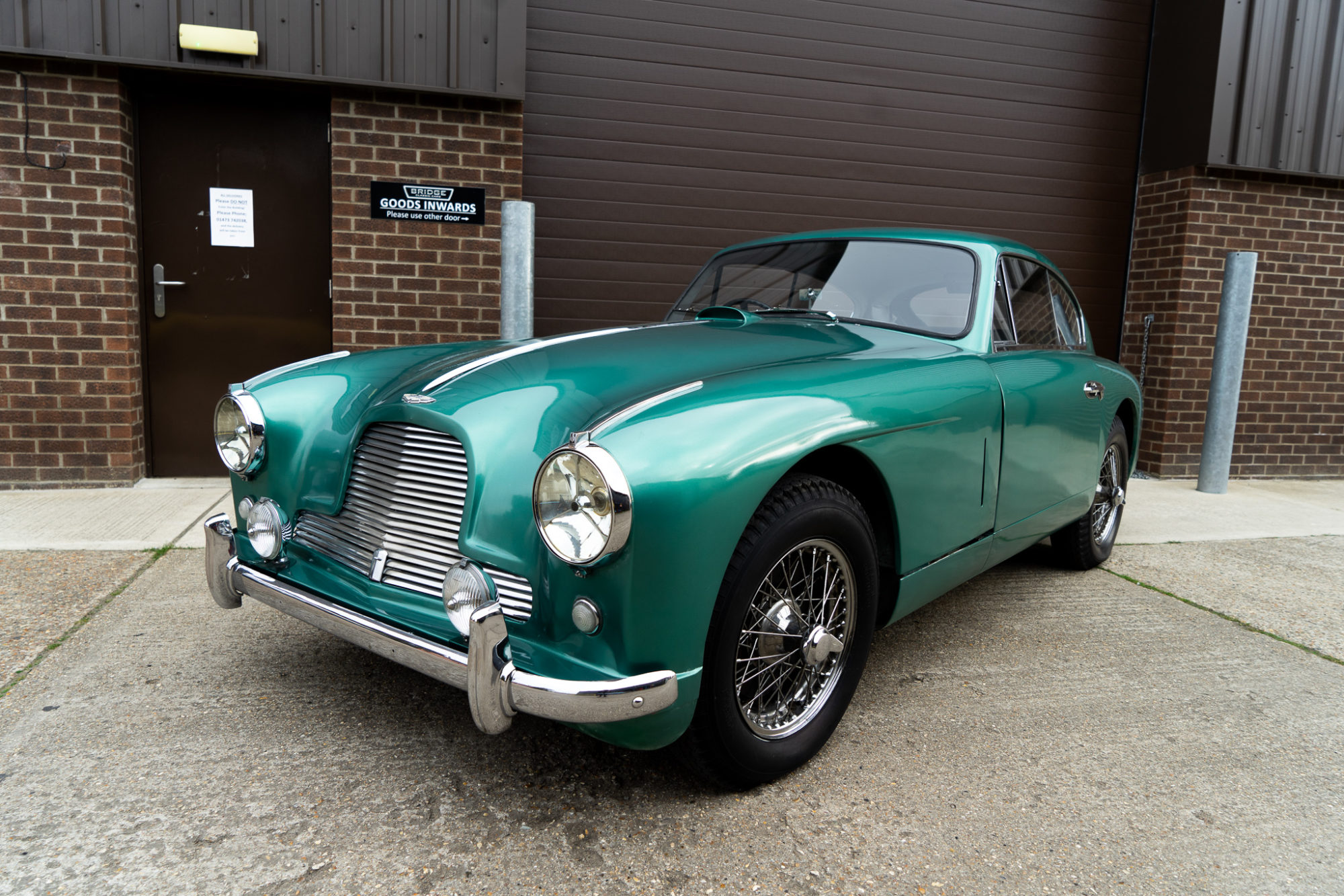 29 03 2021 1955 ASTON MARTIN DB2 4 MARK I just arrived 014 2 1