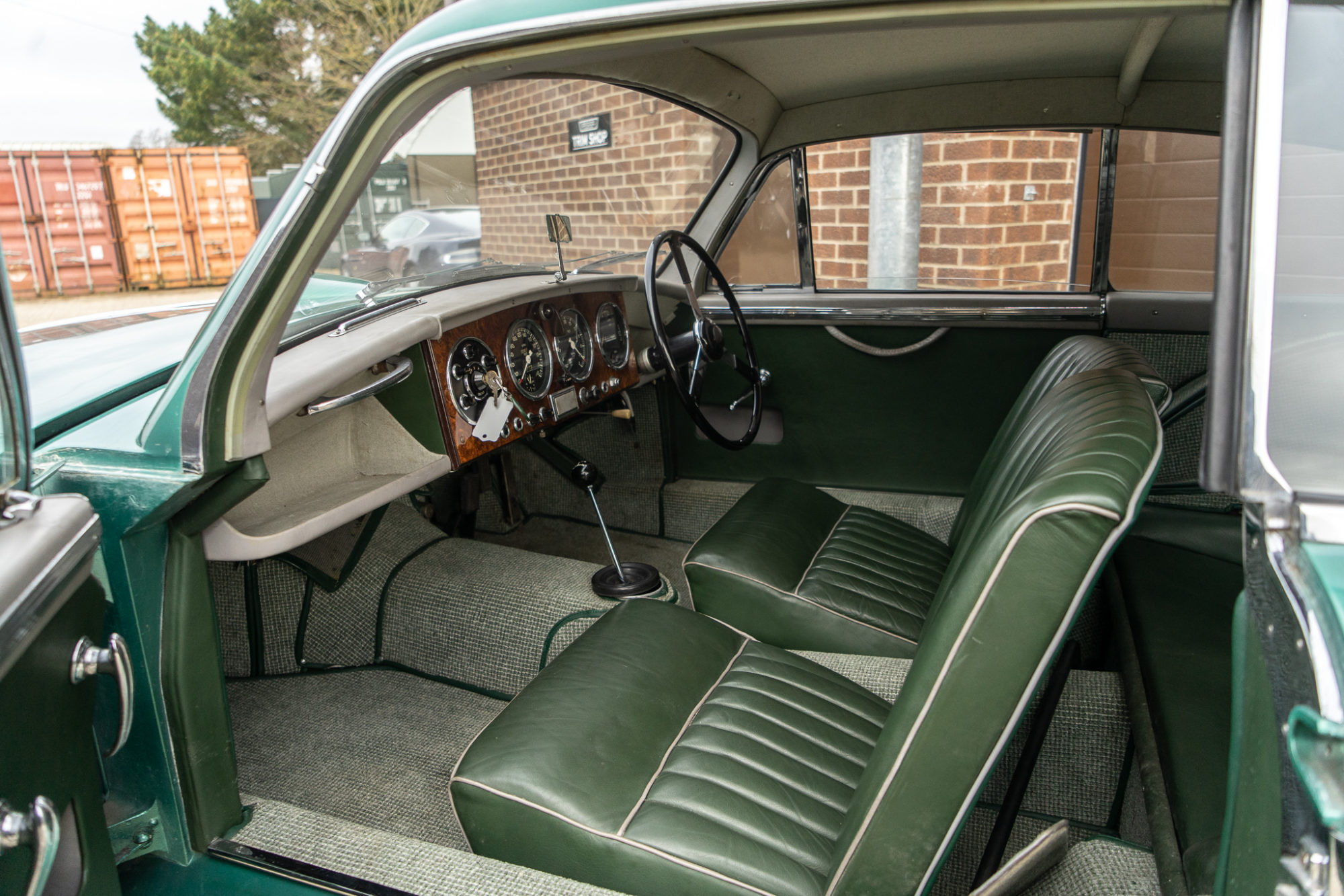 29 03 2021 1955 ASTON MARTIN DB2 4 MARK I just arrived 019 2