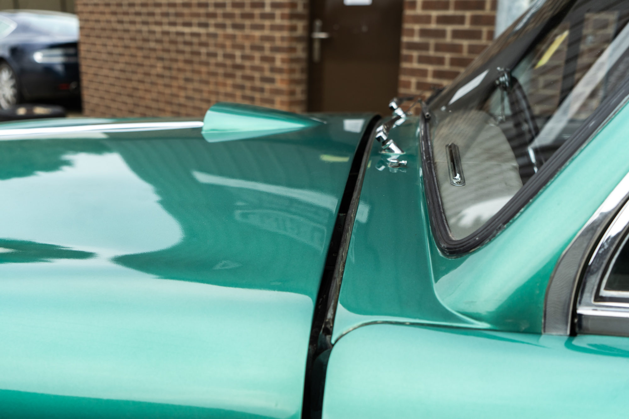 29 03 2021 1955 ASTON MARTIN DB2 4 MARK I just arrived 024 1