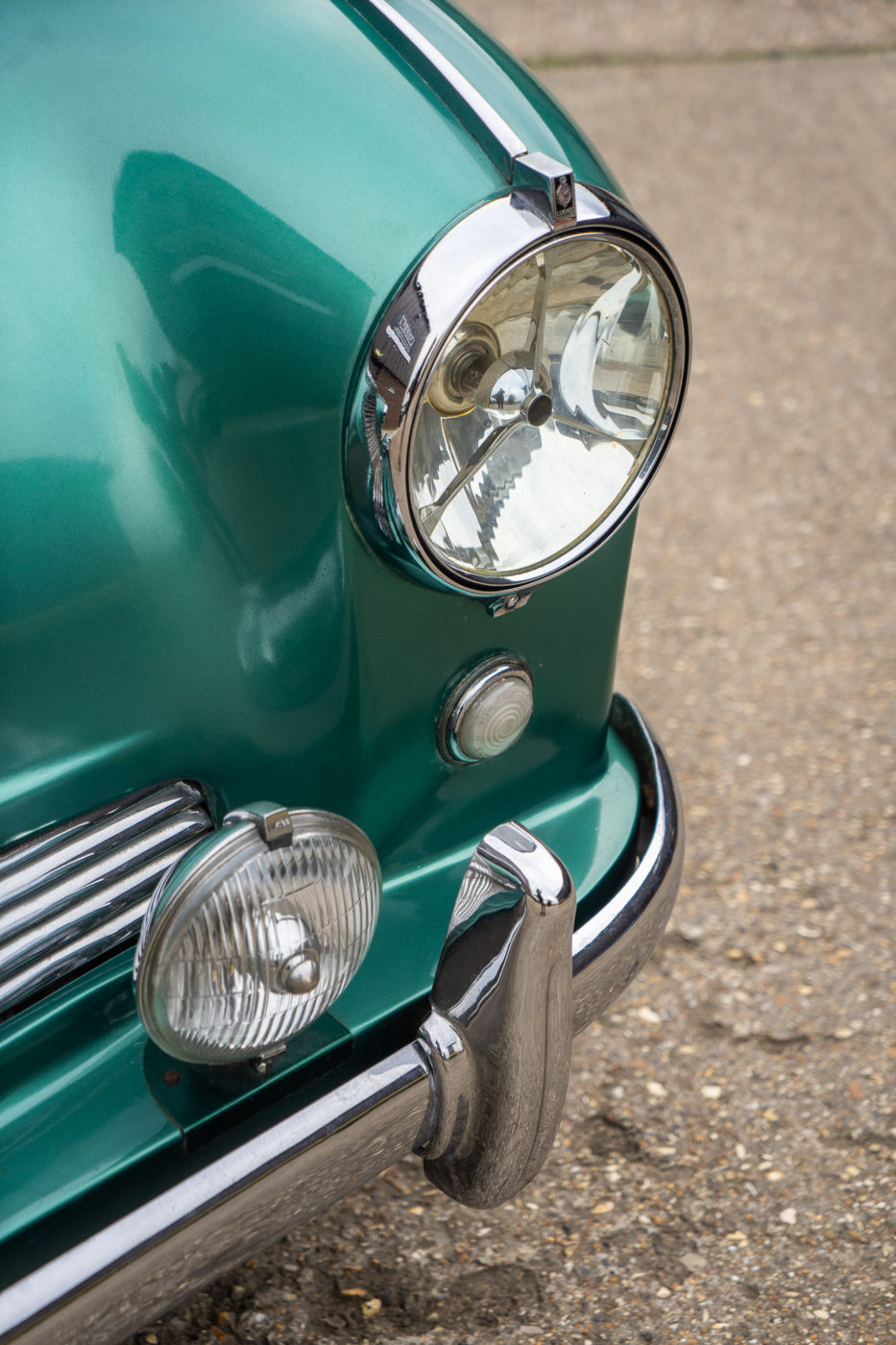 29 03 2021 1955 ASTON MARTIN DB2 4 MARK I just arrived 104 1