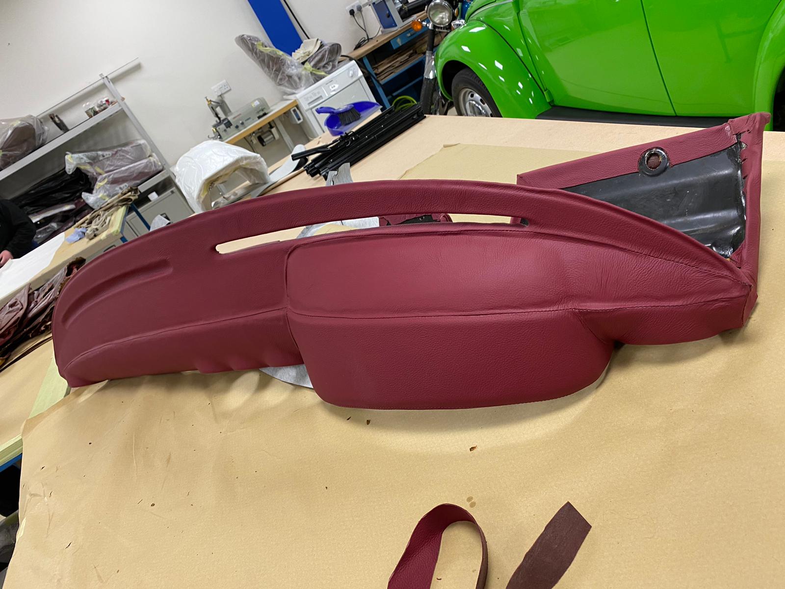 29032021 Mercedes 500SL Dashboard Kath 135 1
