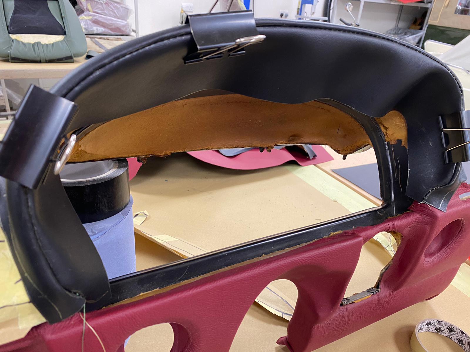 29032021 Mercedes 500SL Dashboard Kath 29 1