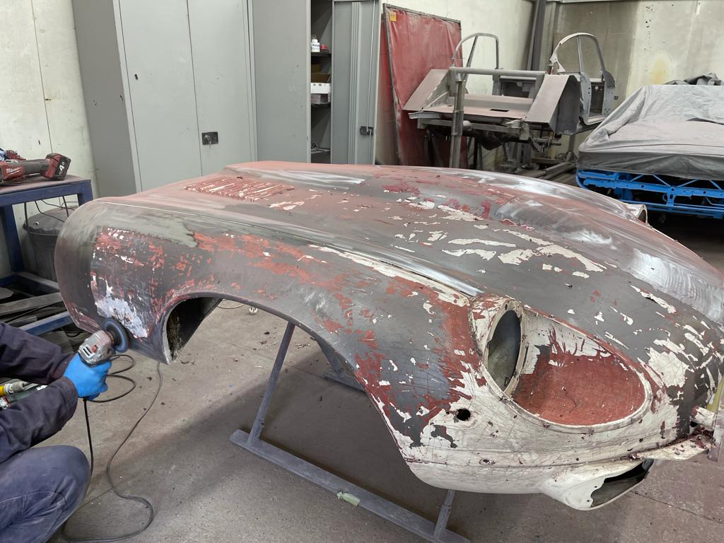 290321 Jaguar E Type 8 1