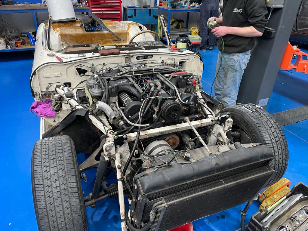 290321 Jaguar E Type 9 1