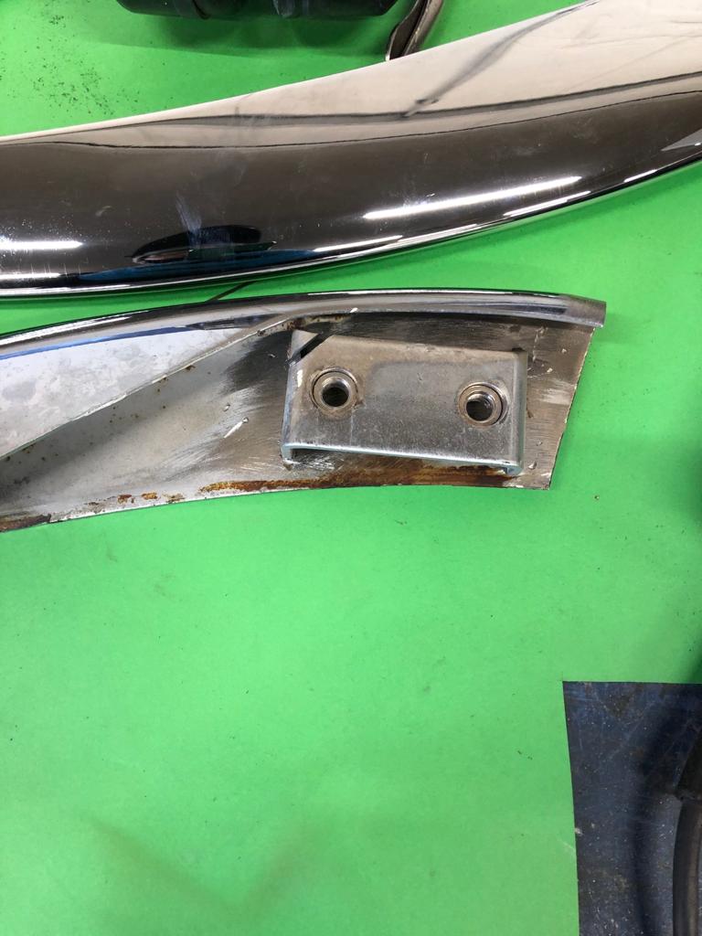 31.03.2021 1973 White Jaguar E Type bonnet stripped and bumper welded 25 1