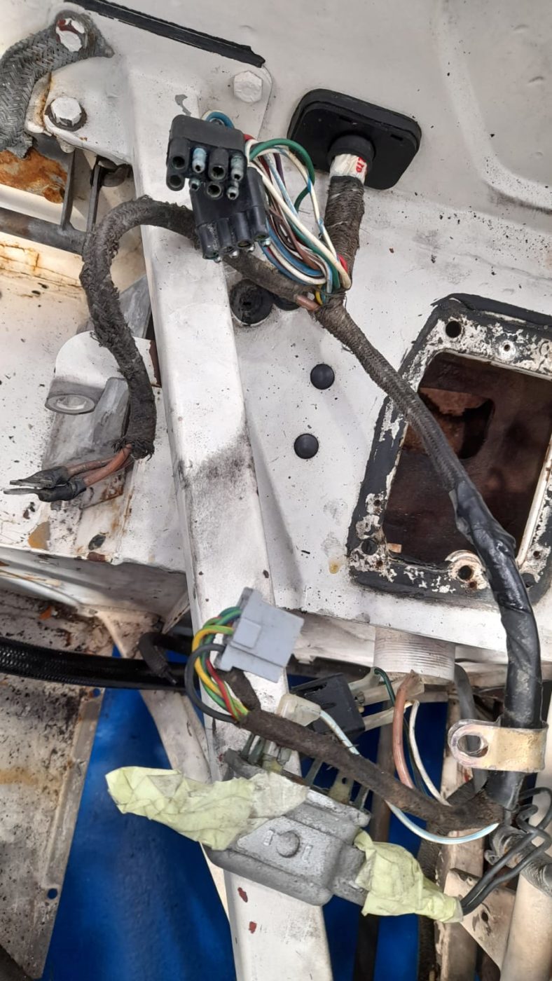 01042021 1973 White E Type dismantling 12 1