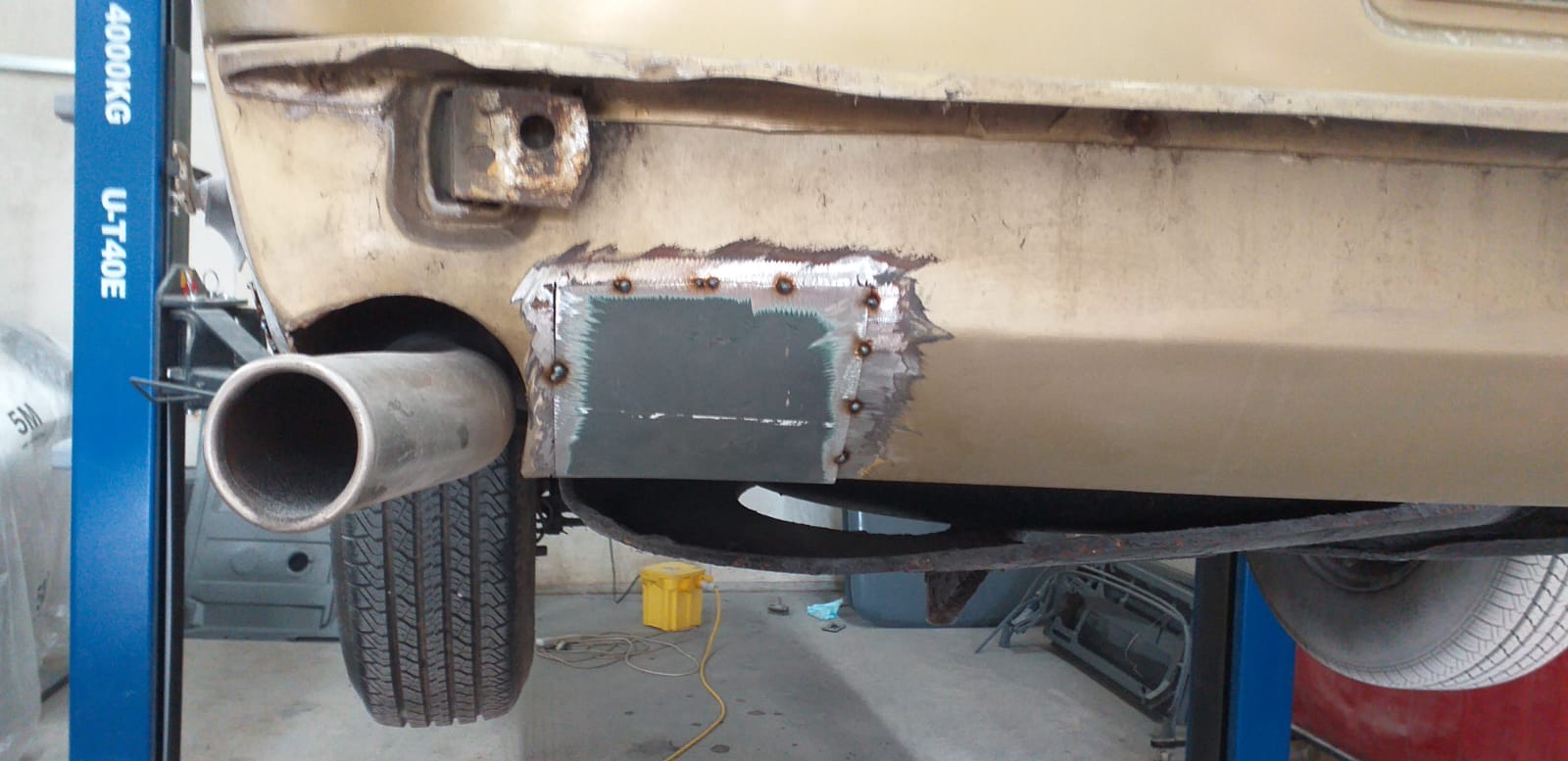 050919 Rolls Royce Corniche Bodywork Repair 27 1