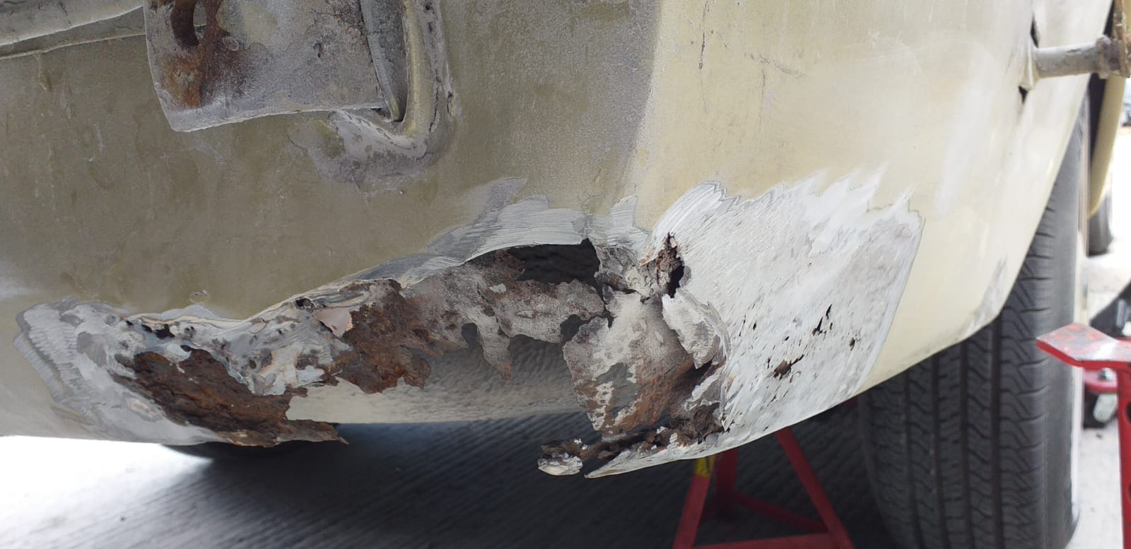 050919 Rolls Royce Corniche Bodywork Repair 9 1