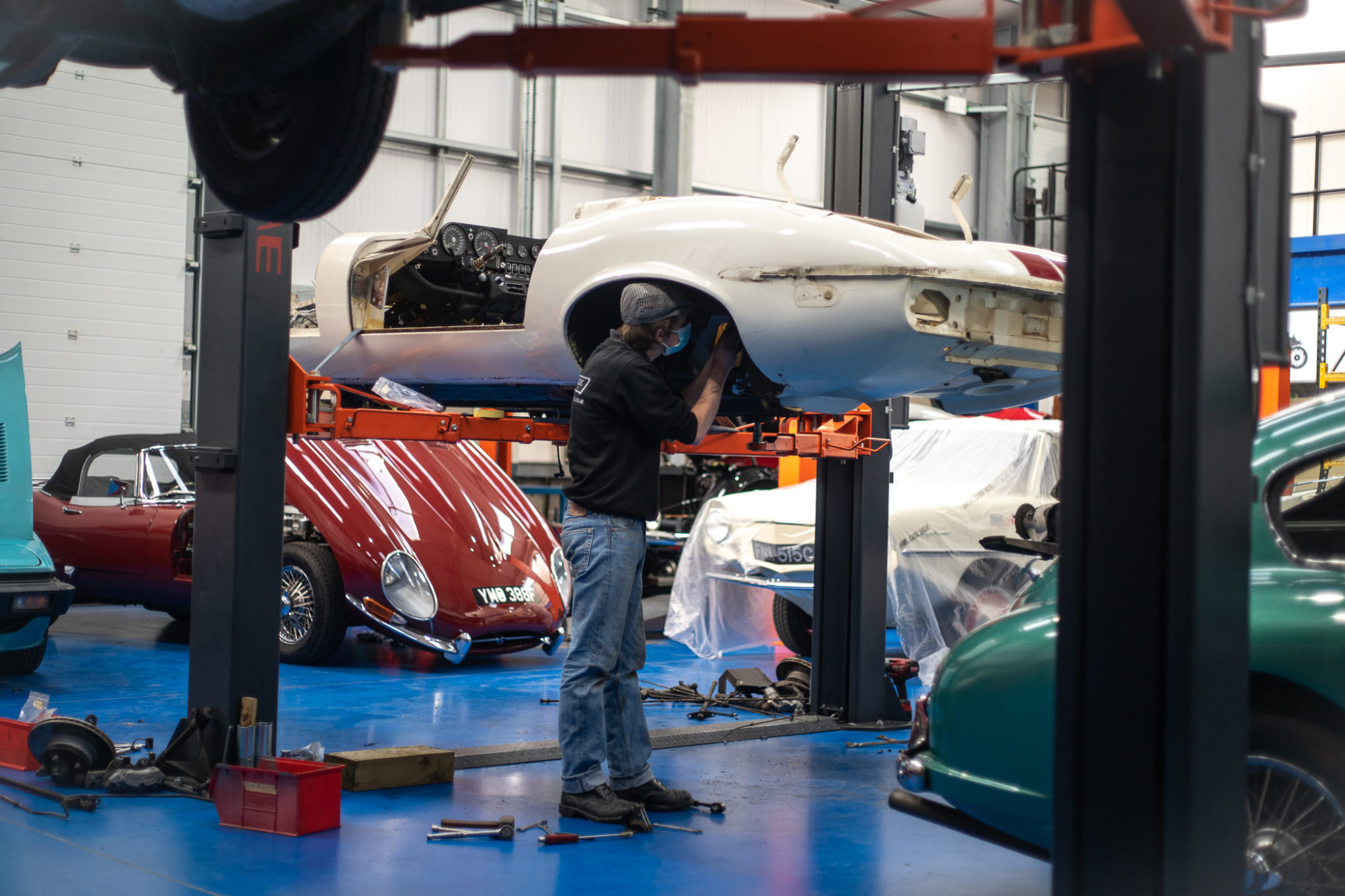 07.04.2021 White Etype strip 2 1