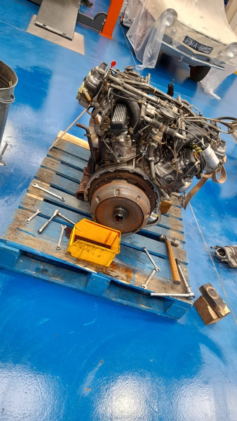 07042021 Jaguar E Type White removing the engine and gearbox 13 1