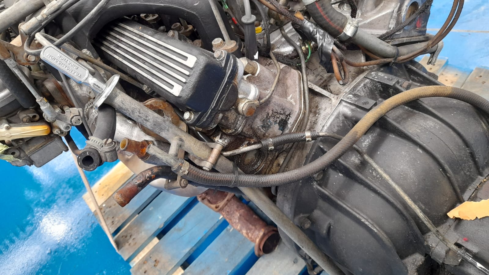 07042021 Jaguar E Type White removing the engine and gearbox 7 1