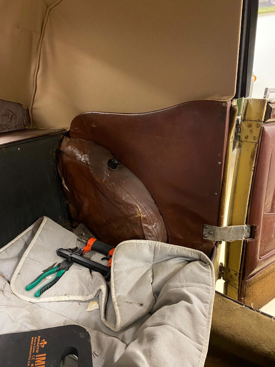 09042021 Alvis headliner finished brian 14 1