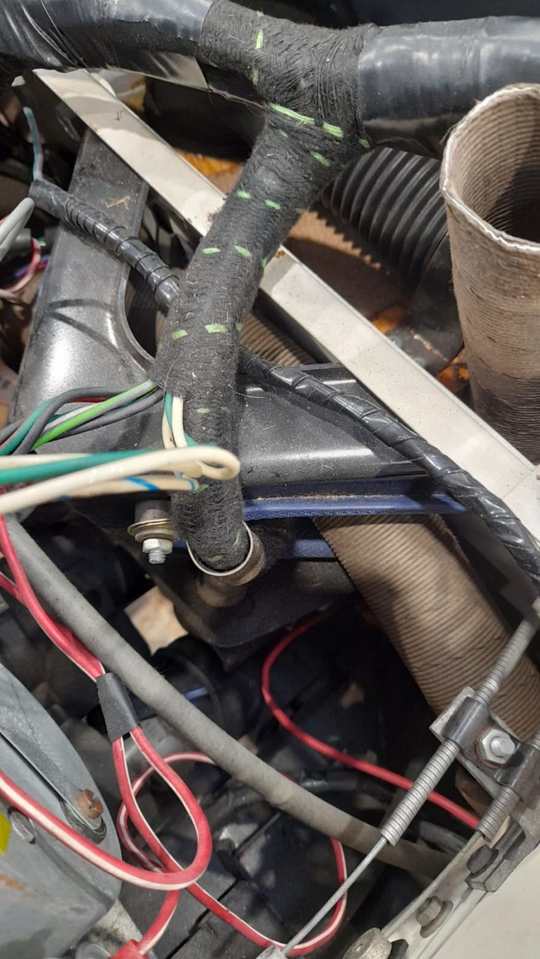 09042021 White Jag etype wiring loom removal 7 1