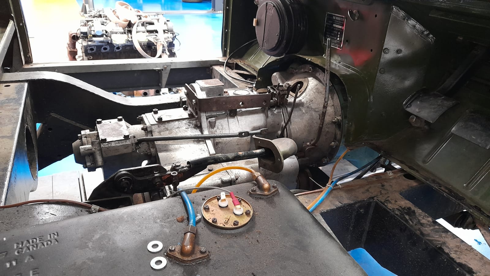13042021 Land Rover Series IIa gearbox fitting 7 1