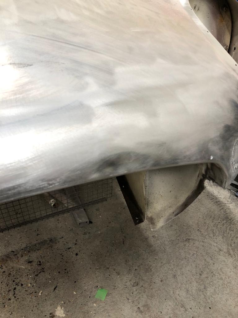 13042021 White Jaguar Etype bonnet removing americanisms 1 1