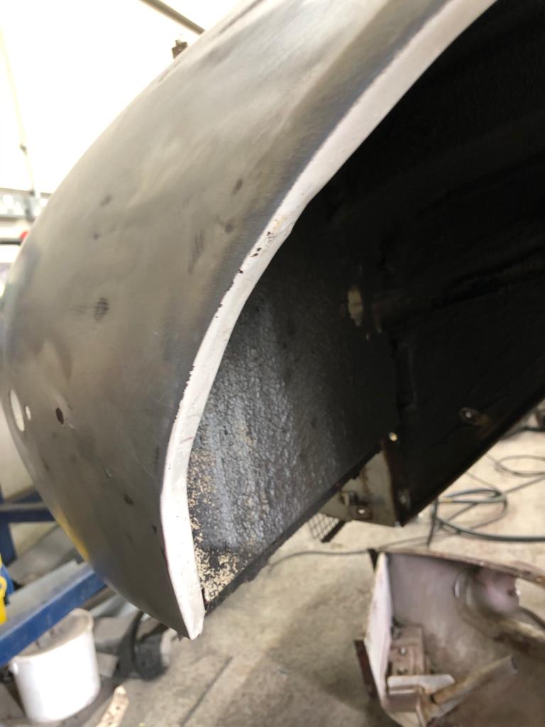 13042021 White Jaguar Etype bonnet removing americanisms 12 1