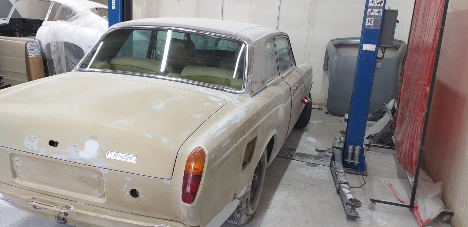 130919 1973 Rolls Royce Corniche 12 1