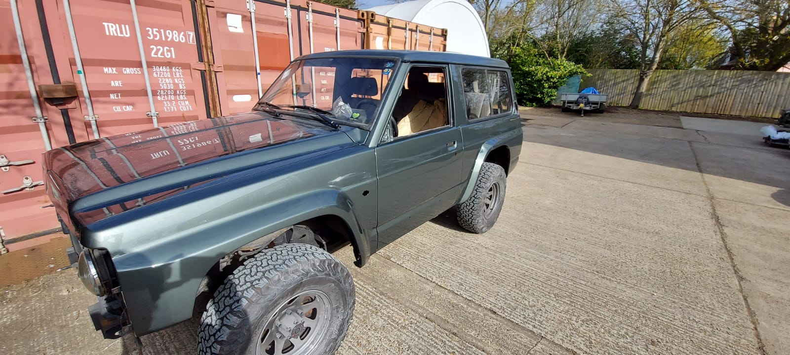 14042021 Nissan Patrol painted panels back on and flatten and polished ready for fitting up 2 1