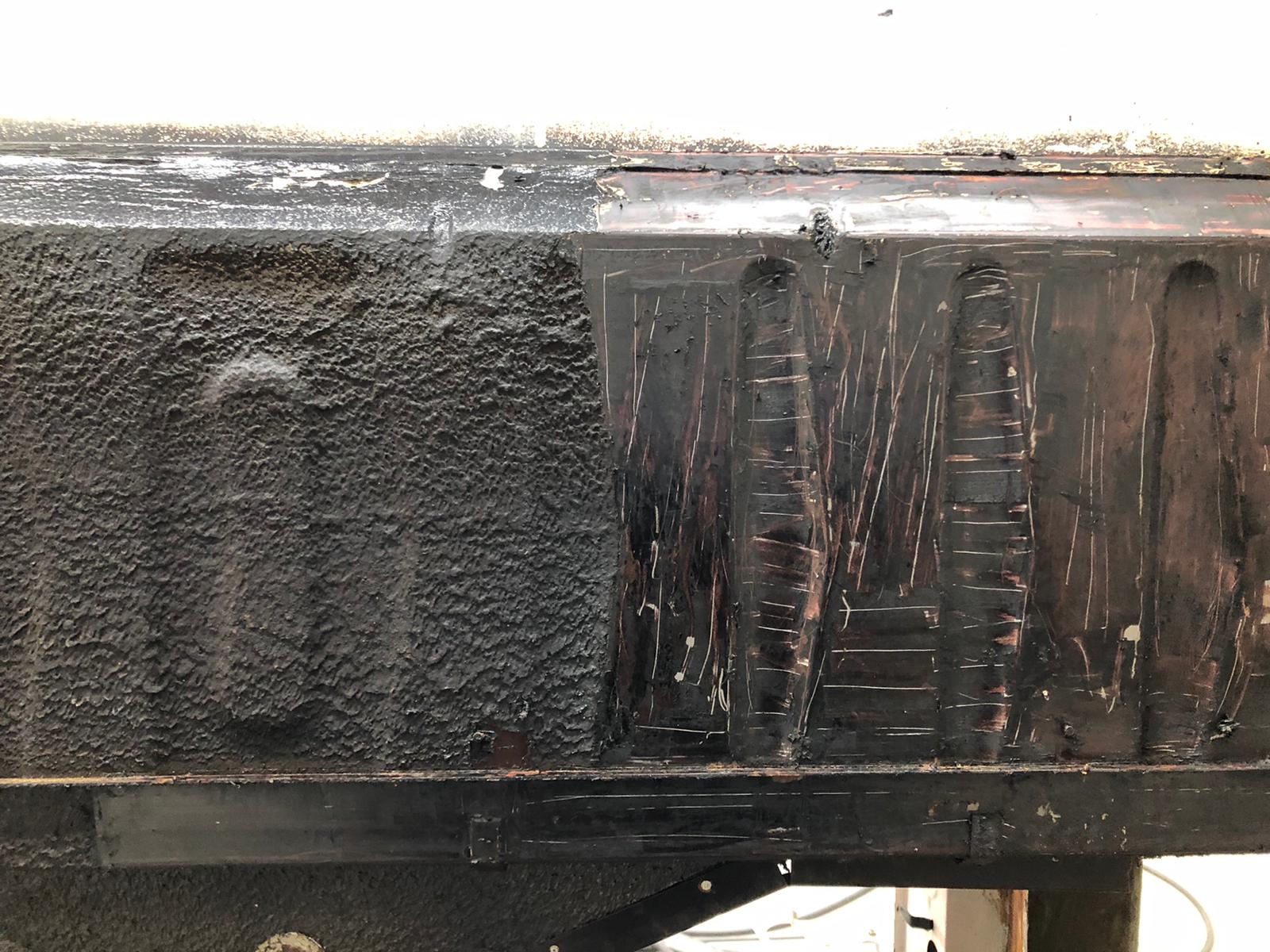 14042021 White Etype 1973 Scrape body shellremove under sealer and sound deadening for media blasting 8 1