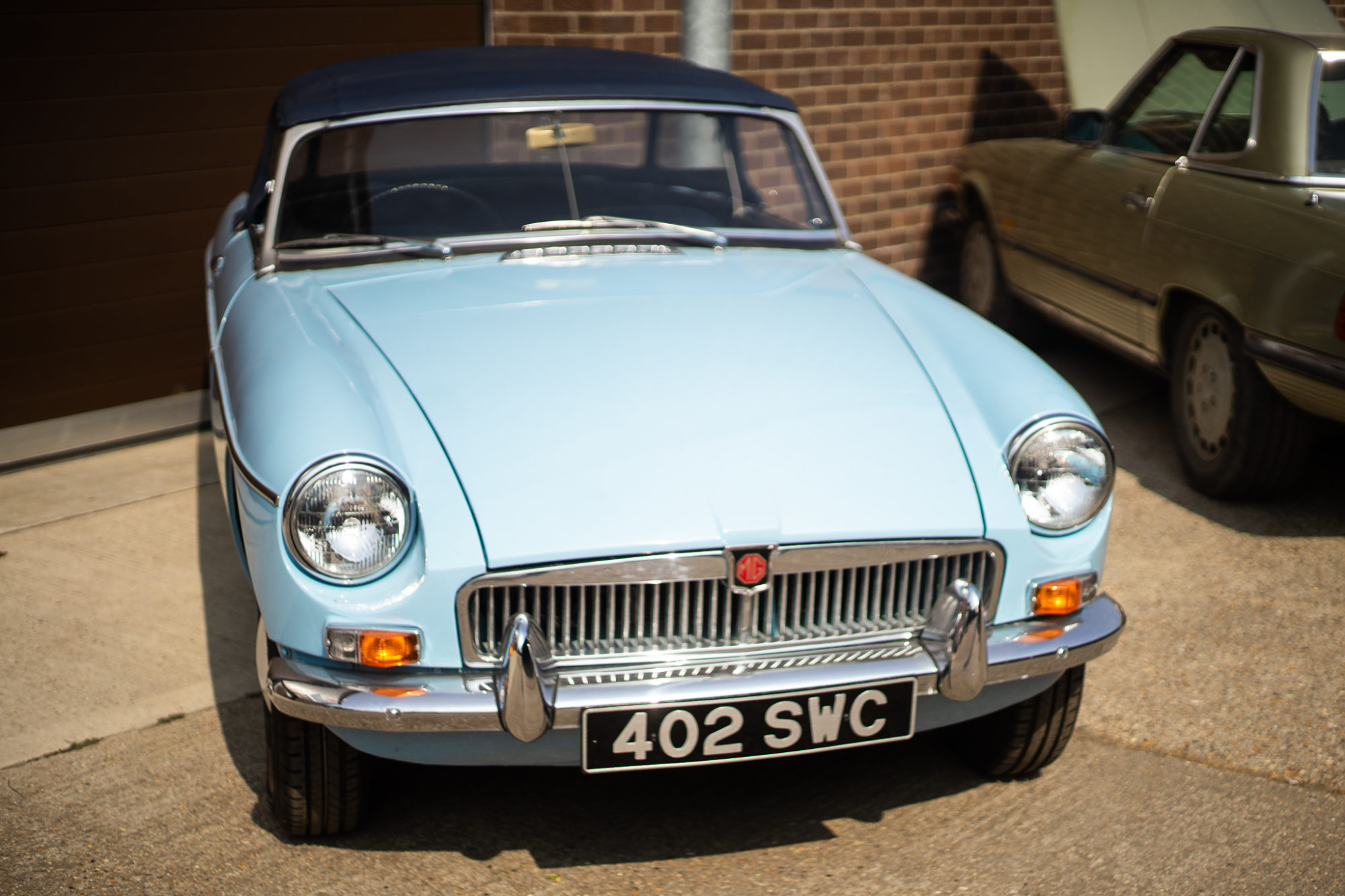 20 04 2021 1963 Blue MGB arrival 37 5 1