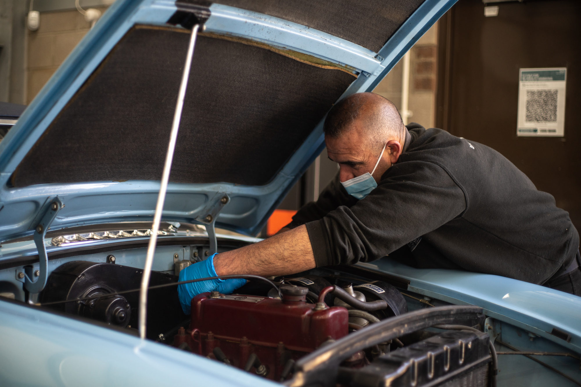 22042021 1963 MGB roadster blue service 2 1