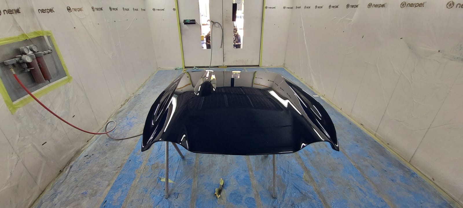 22042021 TR5 bonnet painted 17 1