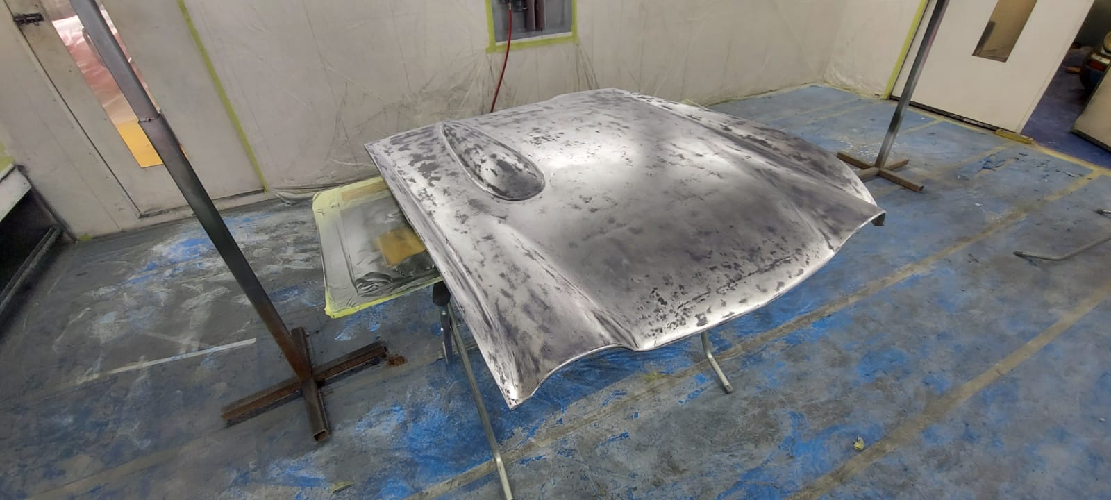 22042021 TR5 bonnet painted 20 1