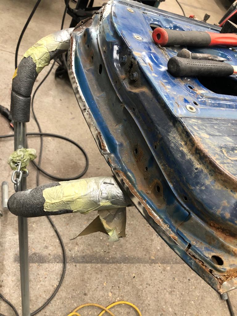22042021 Toyota Hilux panels 1 1