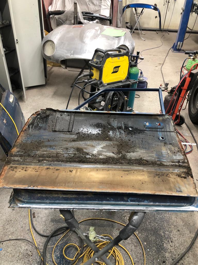 22042021 Toyota Hilux panels 31 1