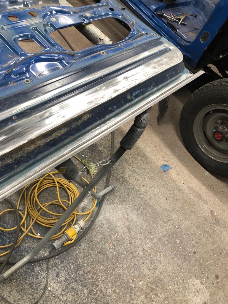 22042021 Toyota Hilux panels 32 1