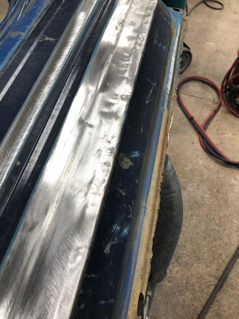 22042021 Toyota Hilux panels 35 1