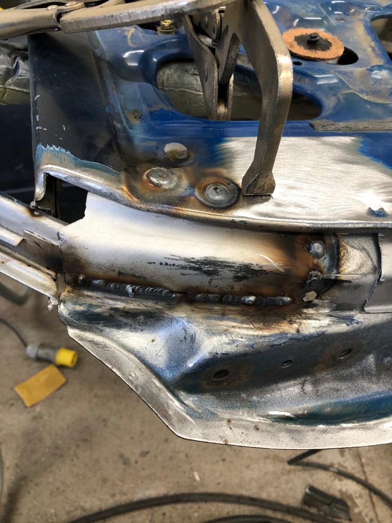 22042021 Toyota Hilux panels 67 1