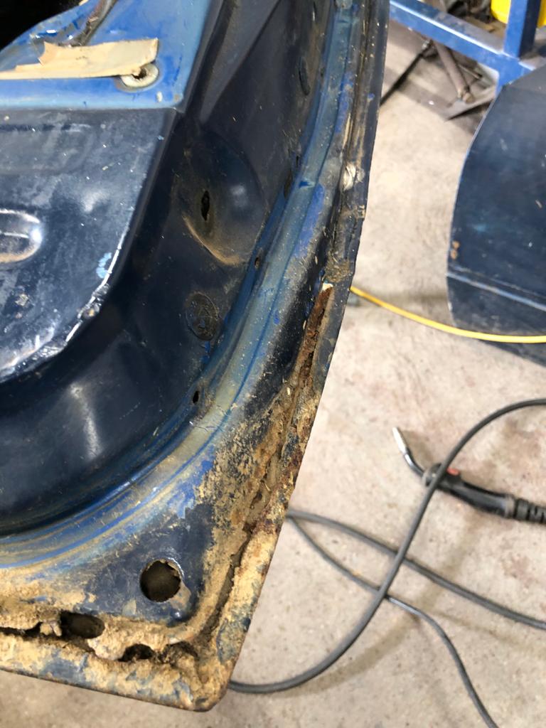 22042021 Toyota Hilux panels 8 1