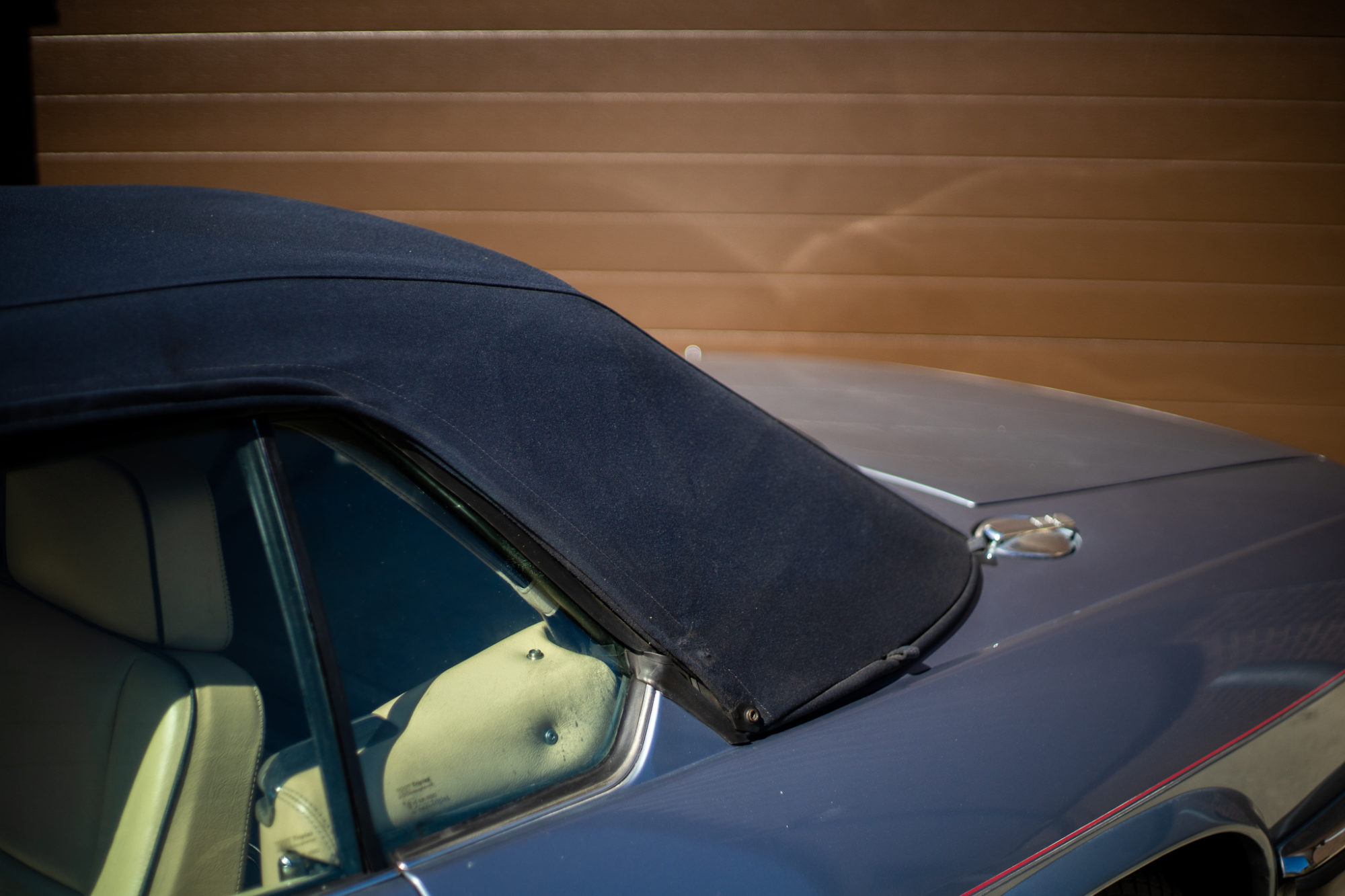 23.04.2021 Jaguar XJS arrival 04 1