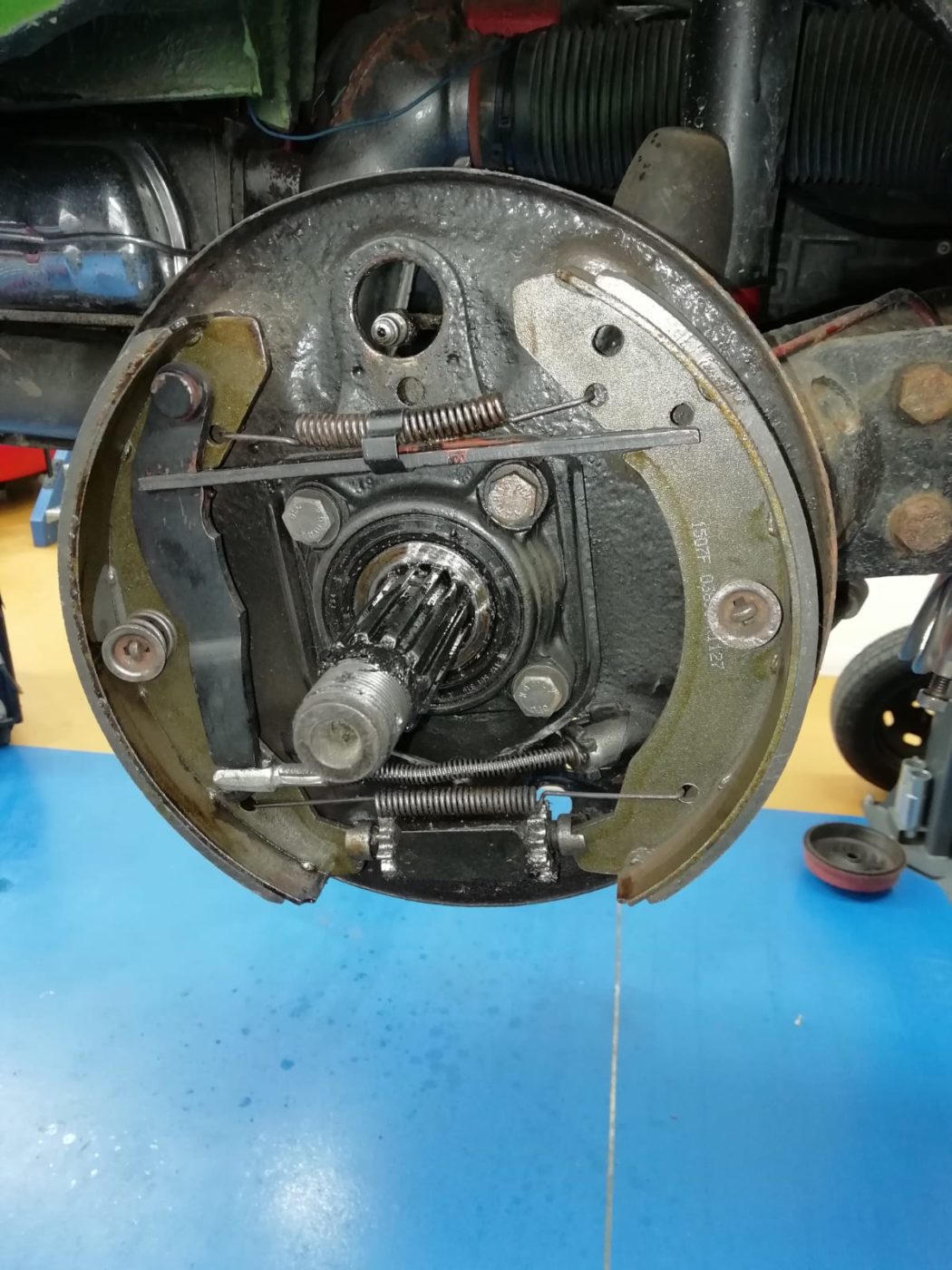 24032021 VW Green Beetle Brakes tripped ready for new parts 1 1 1